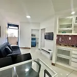 Moema Studium Decorado Com Garagem Ar Condicionado