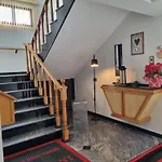 Pleasant Place Hotel