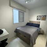 Apartamento De 50Mt, De Um Quarto A 5Mit Da Avenida Paulista E Metro Frei Caneca