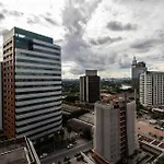 Edificio Summit Pinheiros Best Location in São Paulo Balcony with City Views Pool, Fitness Room&Parking Garage 3 minutes to Subway