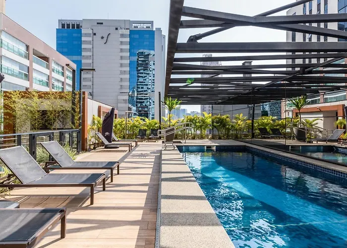 Studio sofisticado com garagem próximo ao Ibirapuera - Vila Nova Conceição