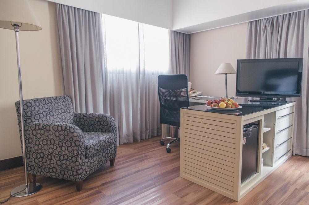 Wyndham Berrini Hotel 4*