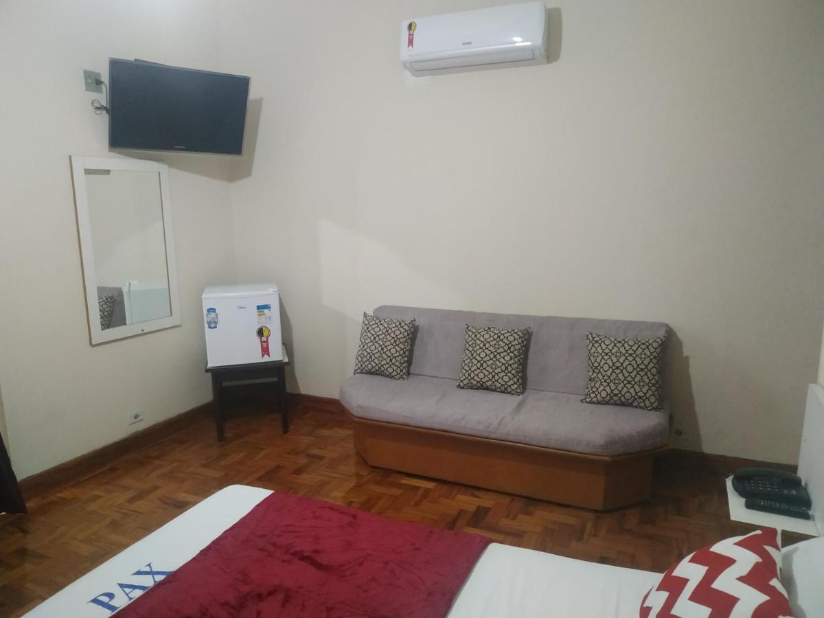 Pax Hotel 2*