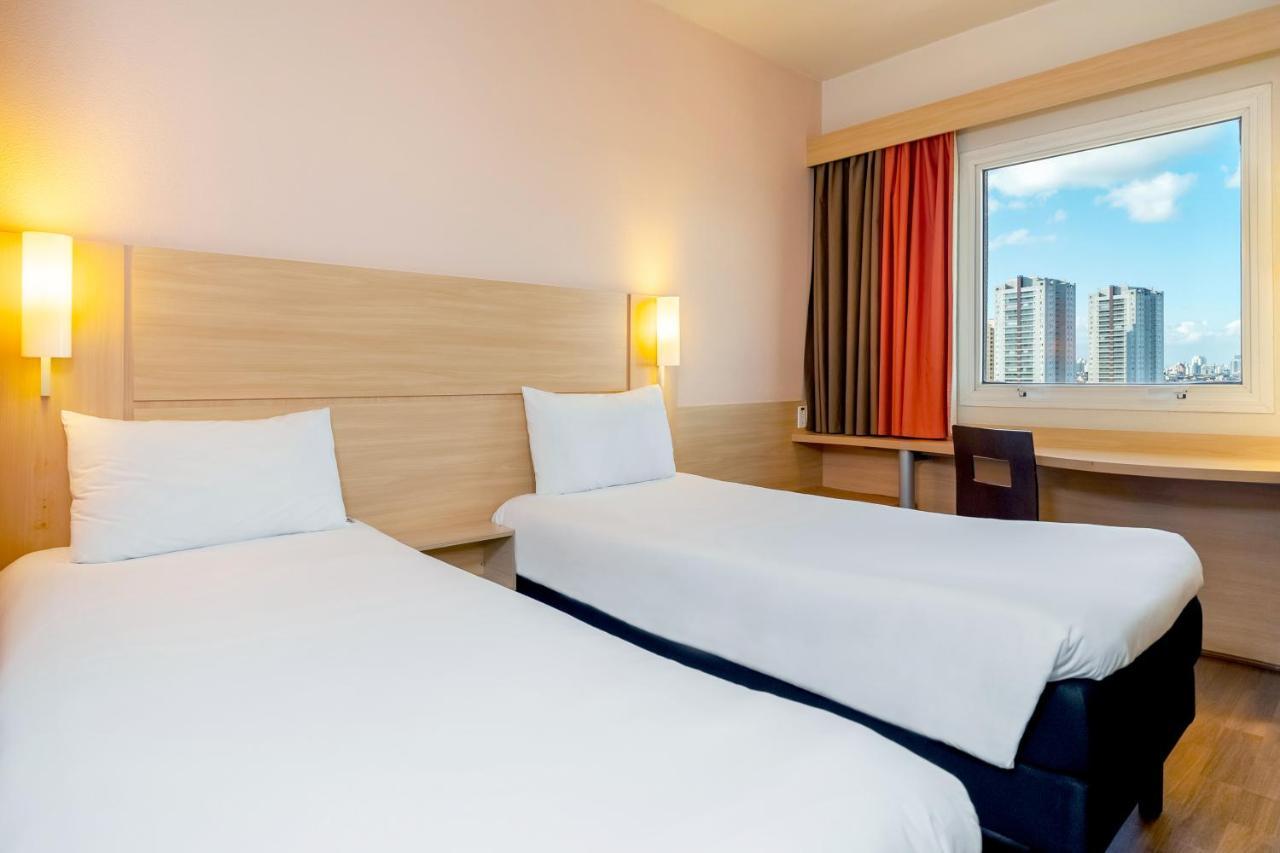 Ibis Interlagos Hotel 3*
