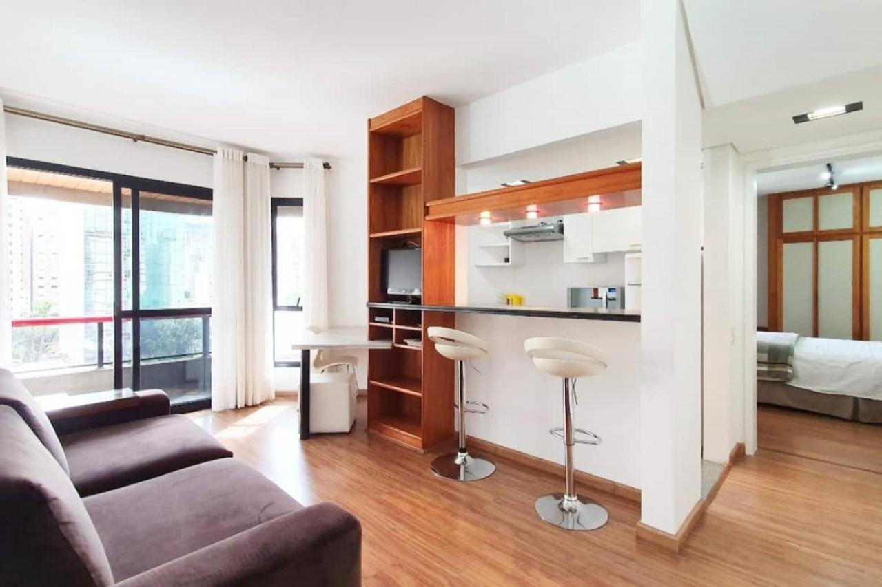 Itaim Bibi/amplo A Localizacao! Apartamento São Paulo