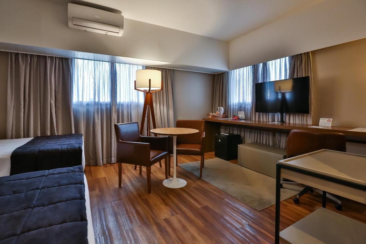 Hotel Wyndham Berrini 4*