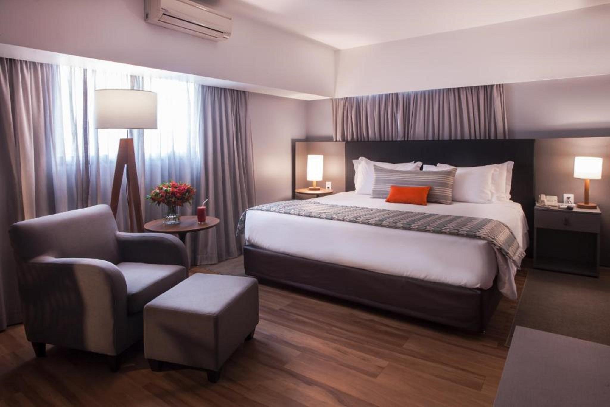 Hotel Wyndham Berrini 4*