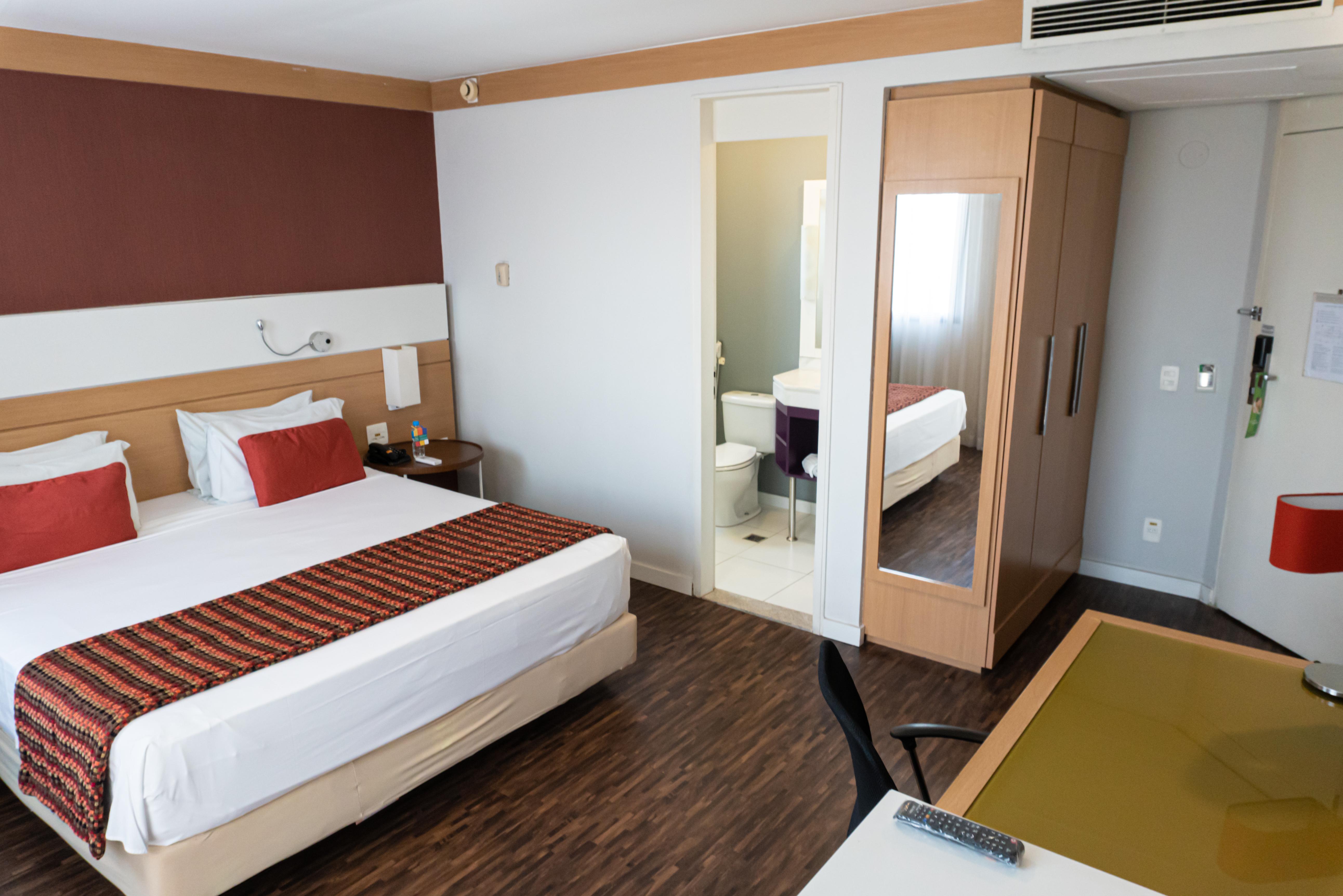 Quality Faria Lima 4*