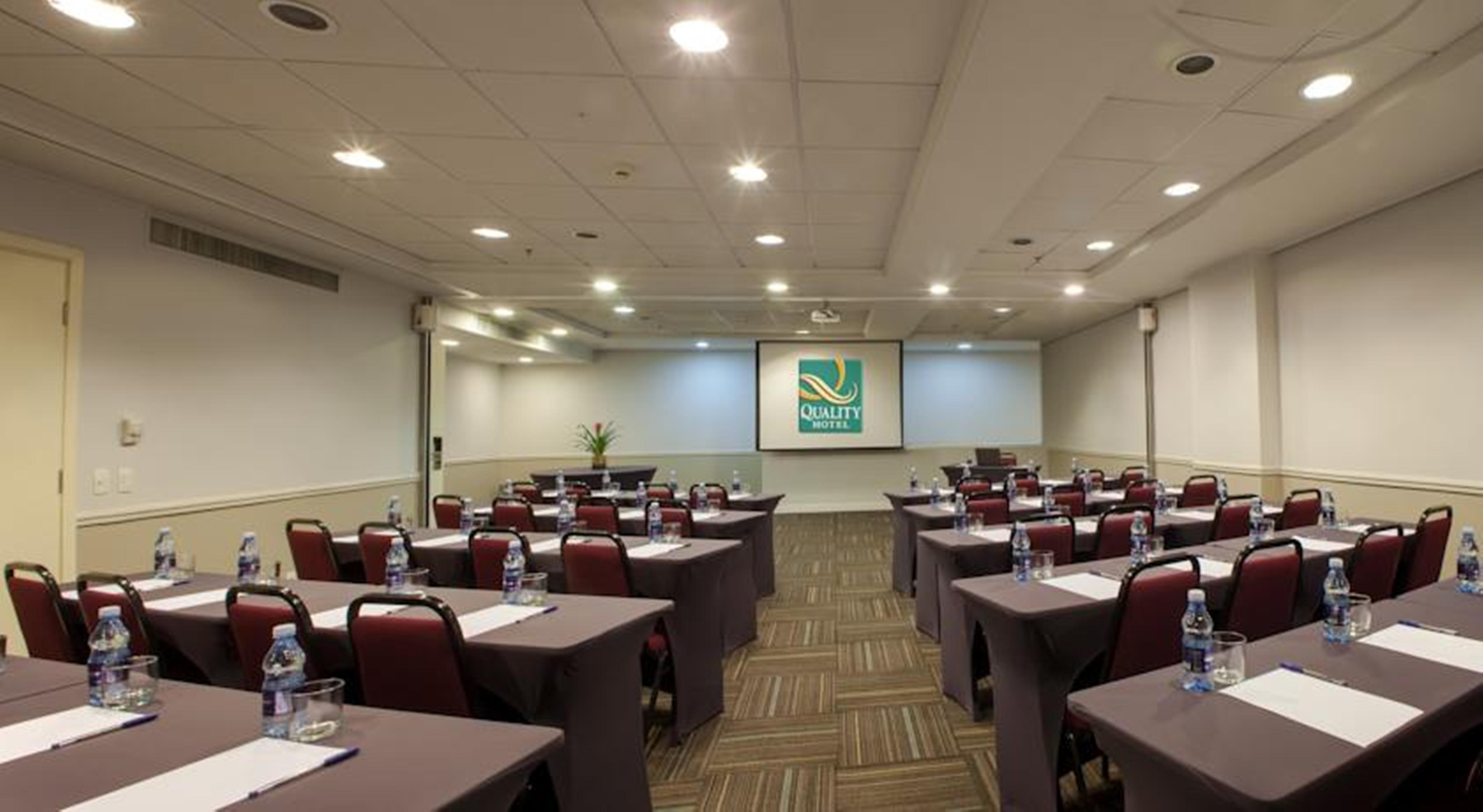 Hotel Quality Faria Lima 4*
