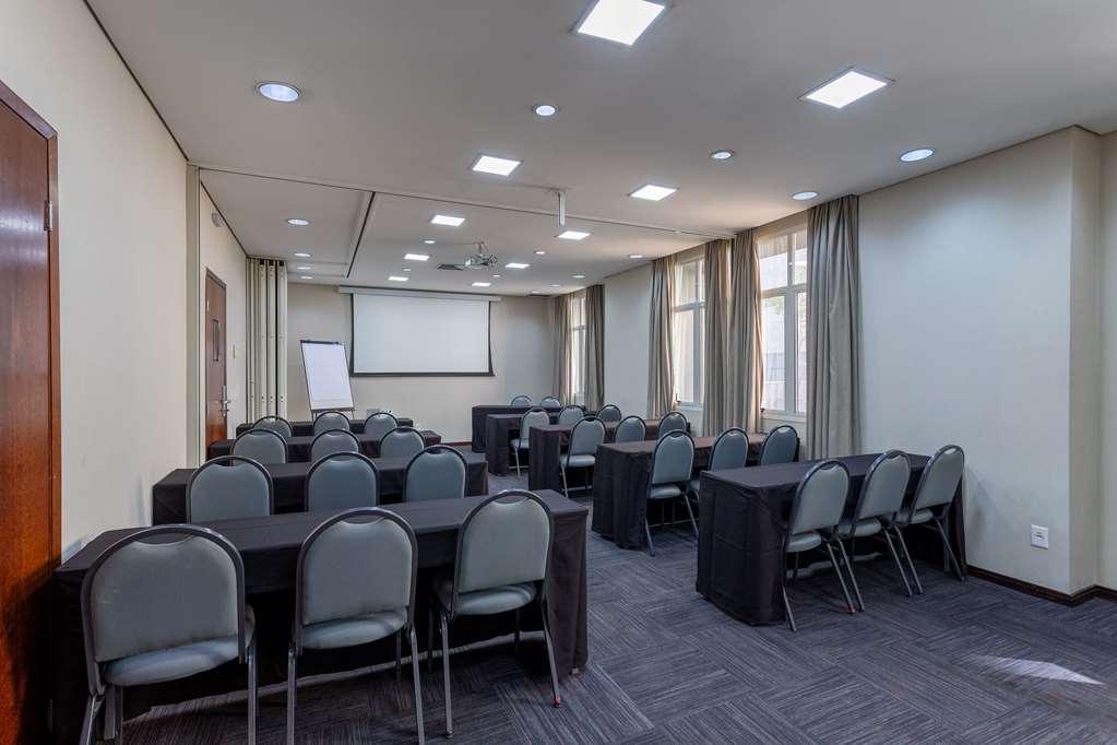 Wyndham Paulista 4*