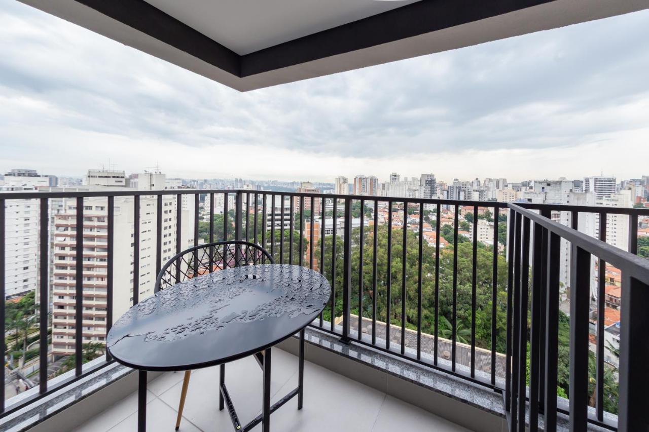 Charlie Nik Mariana Apartamento São Paulo