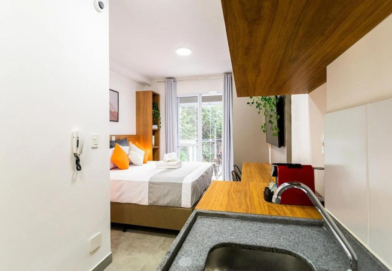 Easy Star -studio Encantador Prox. Ao Metro Ana Rosa - Ln03h *