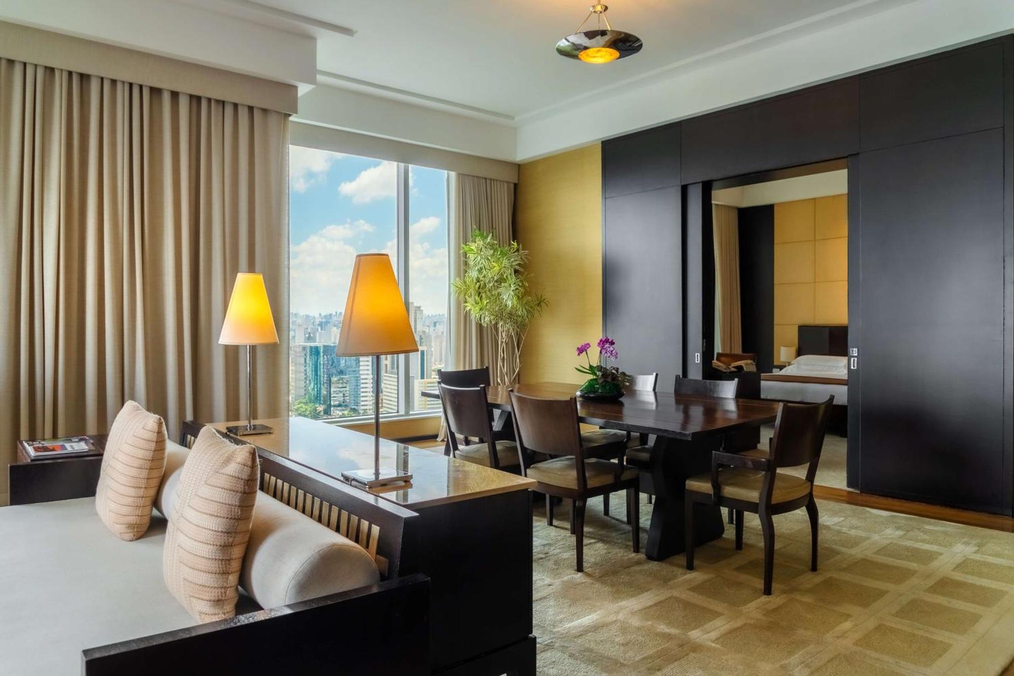 Grand Hyatt Hotel