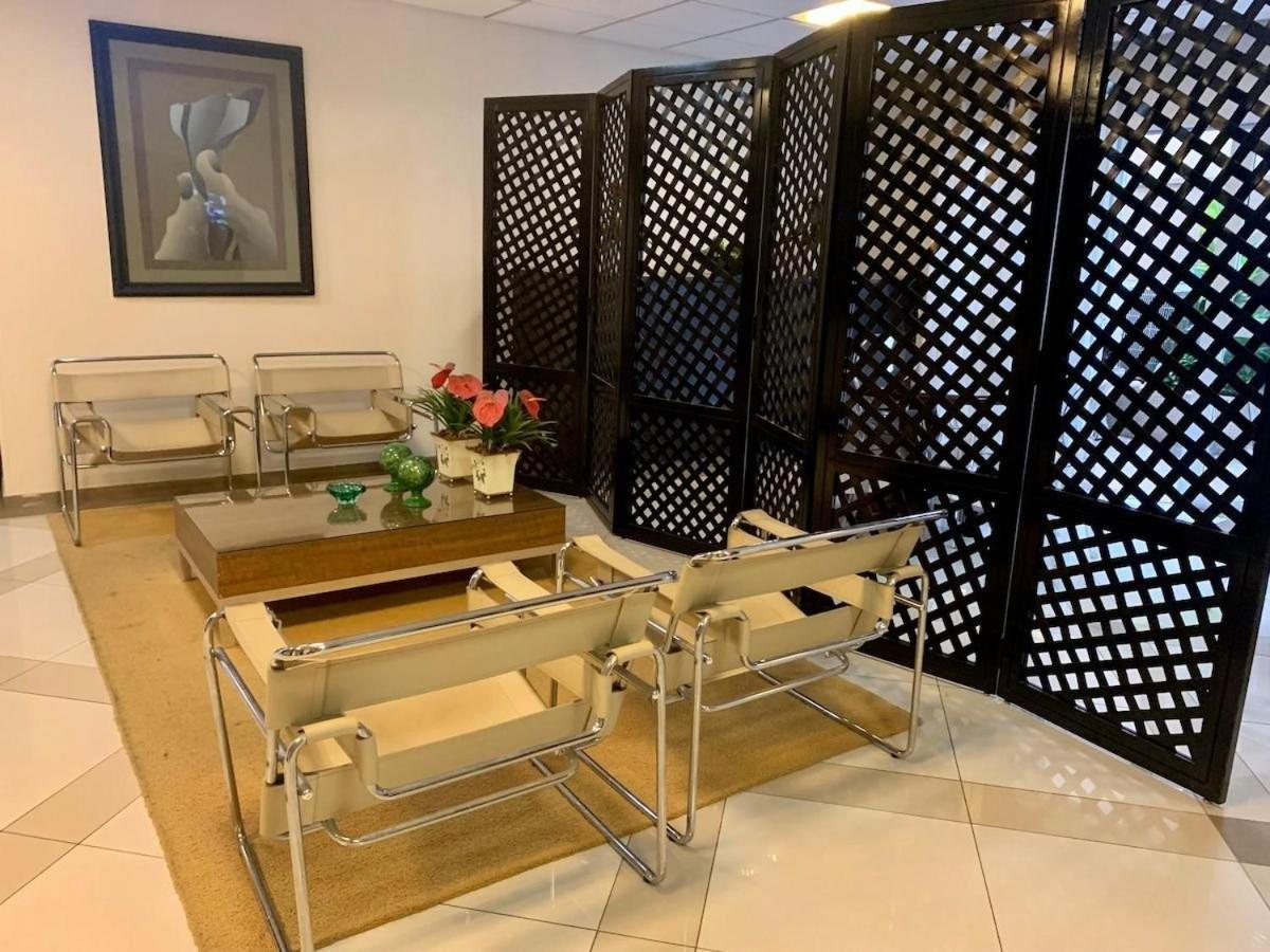 Ap 41 Paulista 2 Dorm C/ Garagem São Paulo