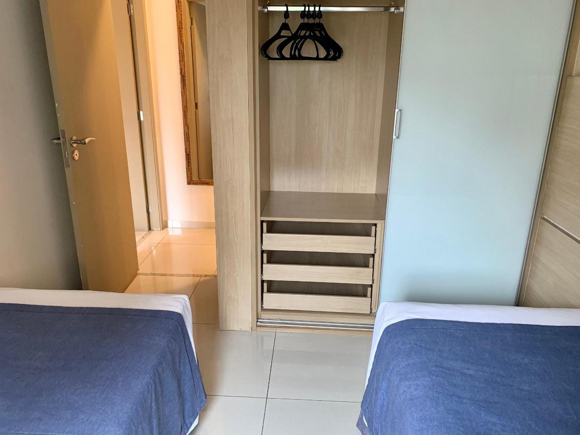 Apartamento Ap 41 Paulista 2 Dorm C/ Garagem São Paulo
