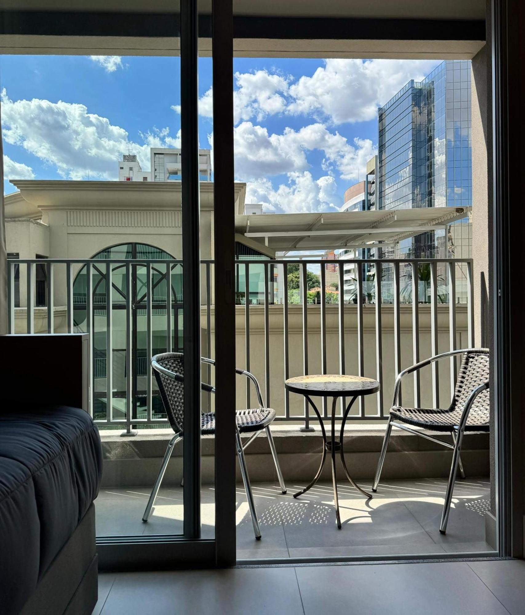 Moderno Em Endereco Privilegiado, Trabalho E Lazer São Paulo