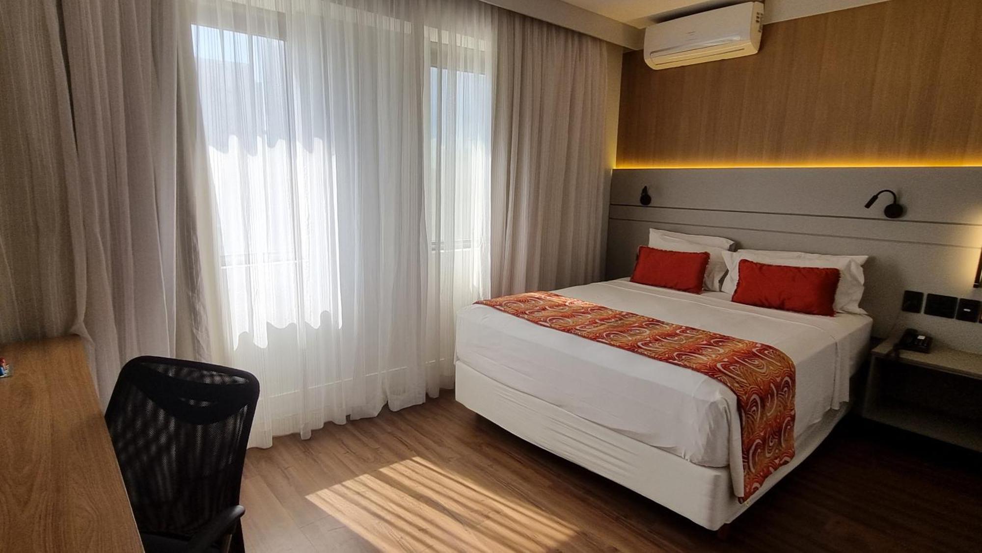 Quality Faria Lima 4*