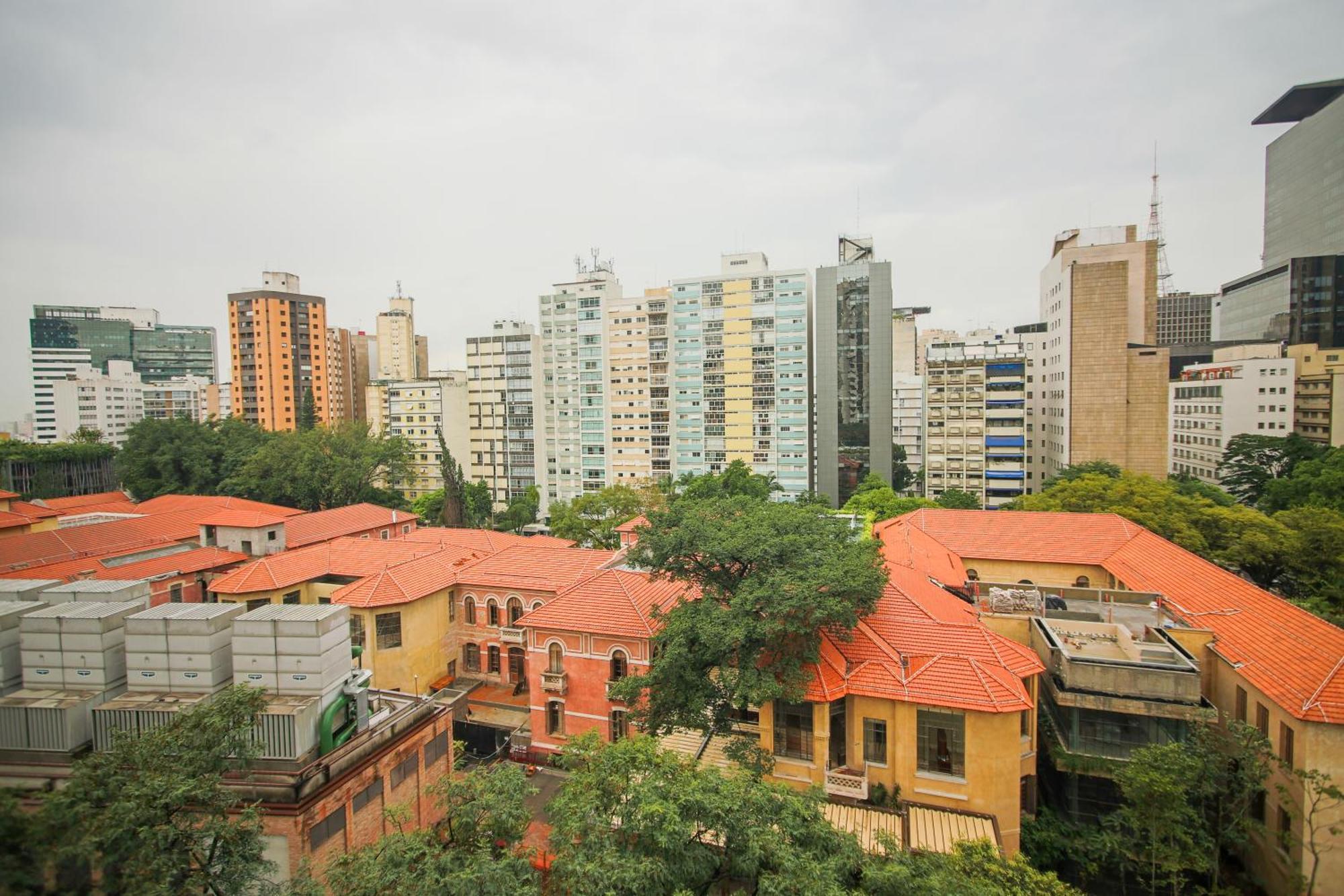 Rentaqui - Paulista Street Diamond