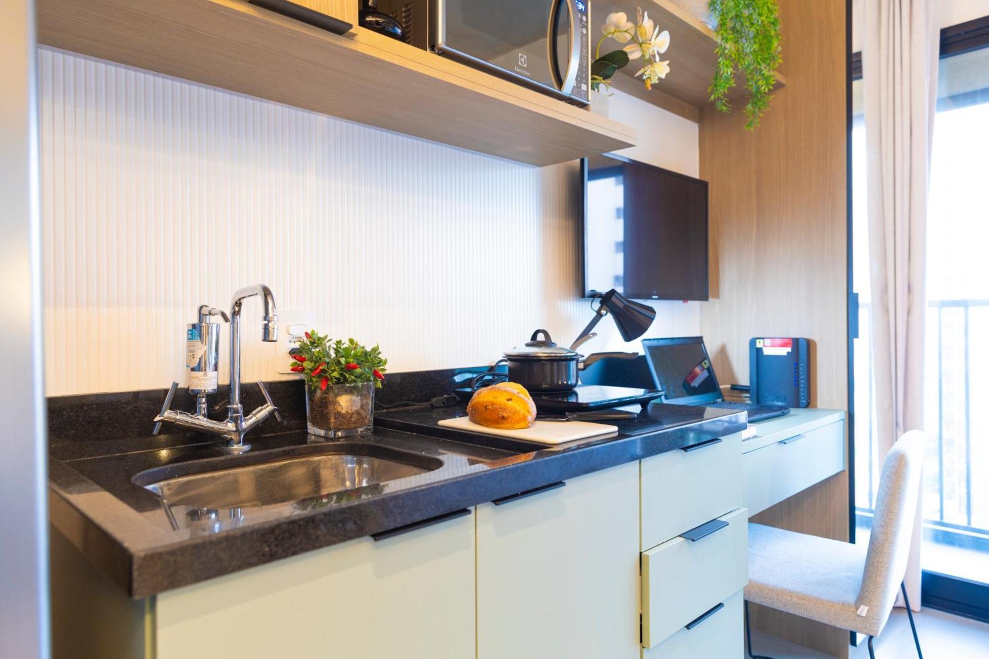 Estudios Com Ac E Varanda Na Bela Vista Apartamento
