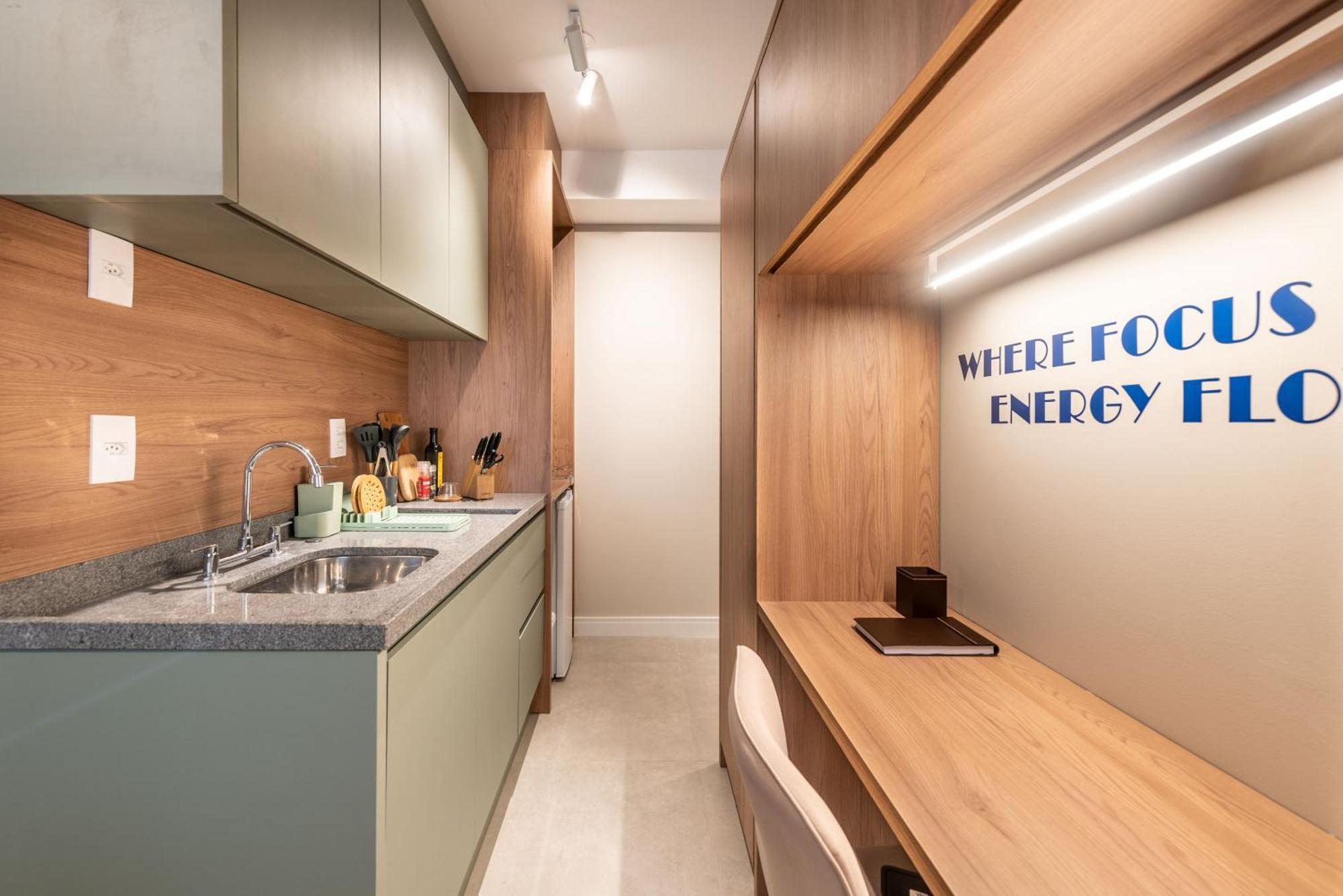 Brooklin, Lancamento, Ao Lado Do Metro, Wifi500mb - Traveller Awards 2025 Apartamento *