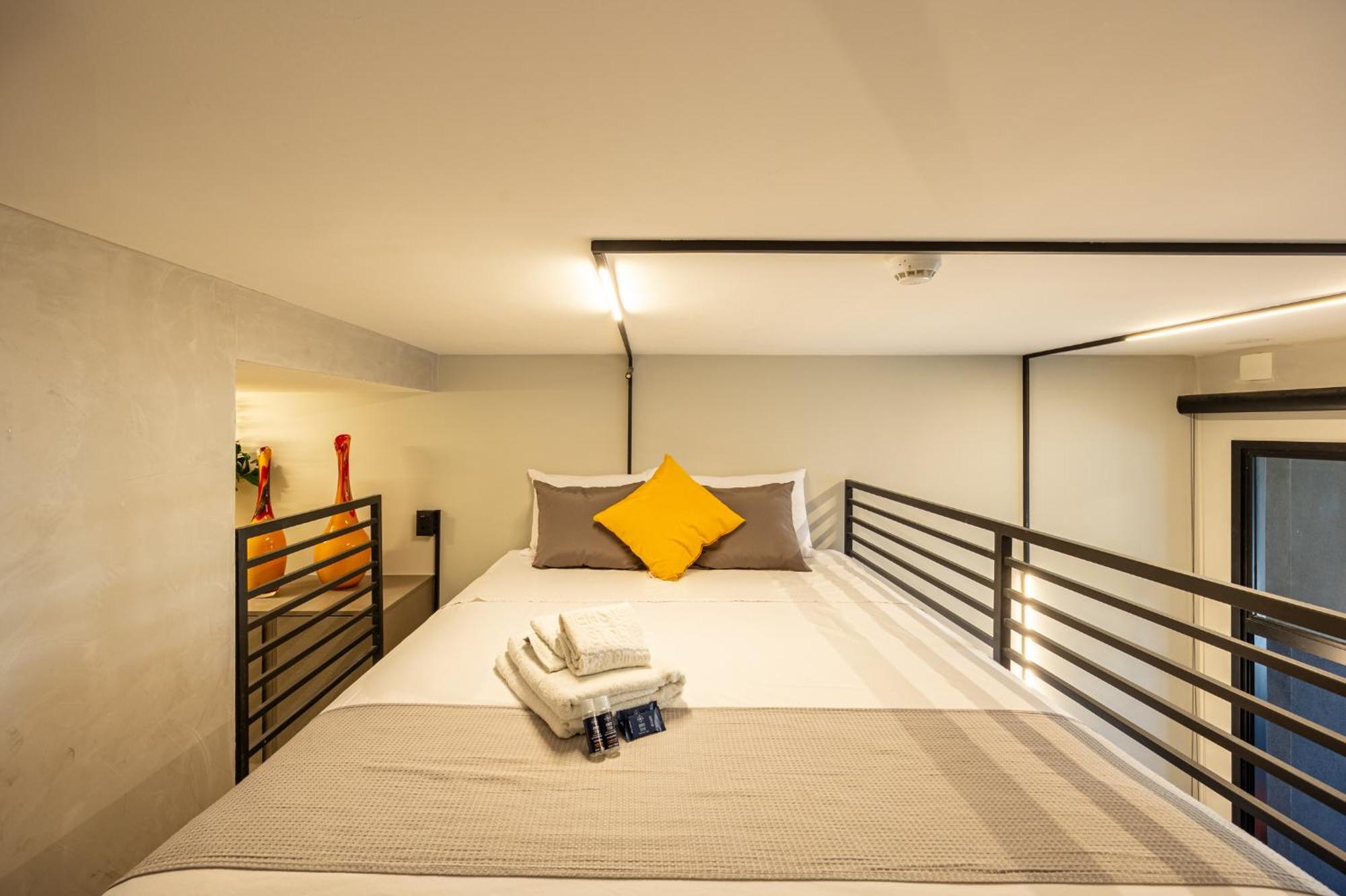 Apartamento Easy Star - Contemporaneo Com Mezanino - Jt01i *