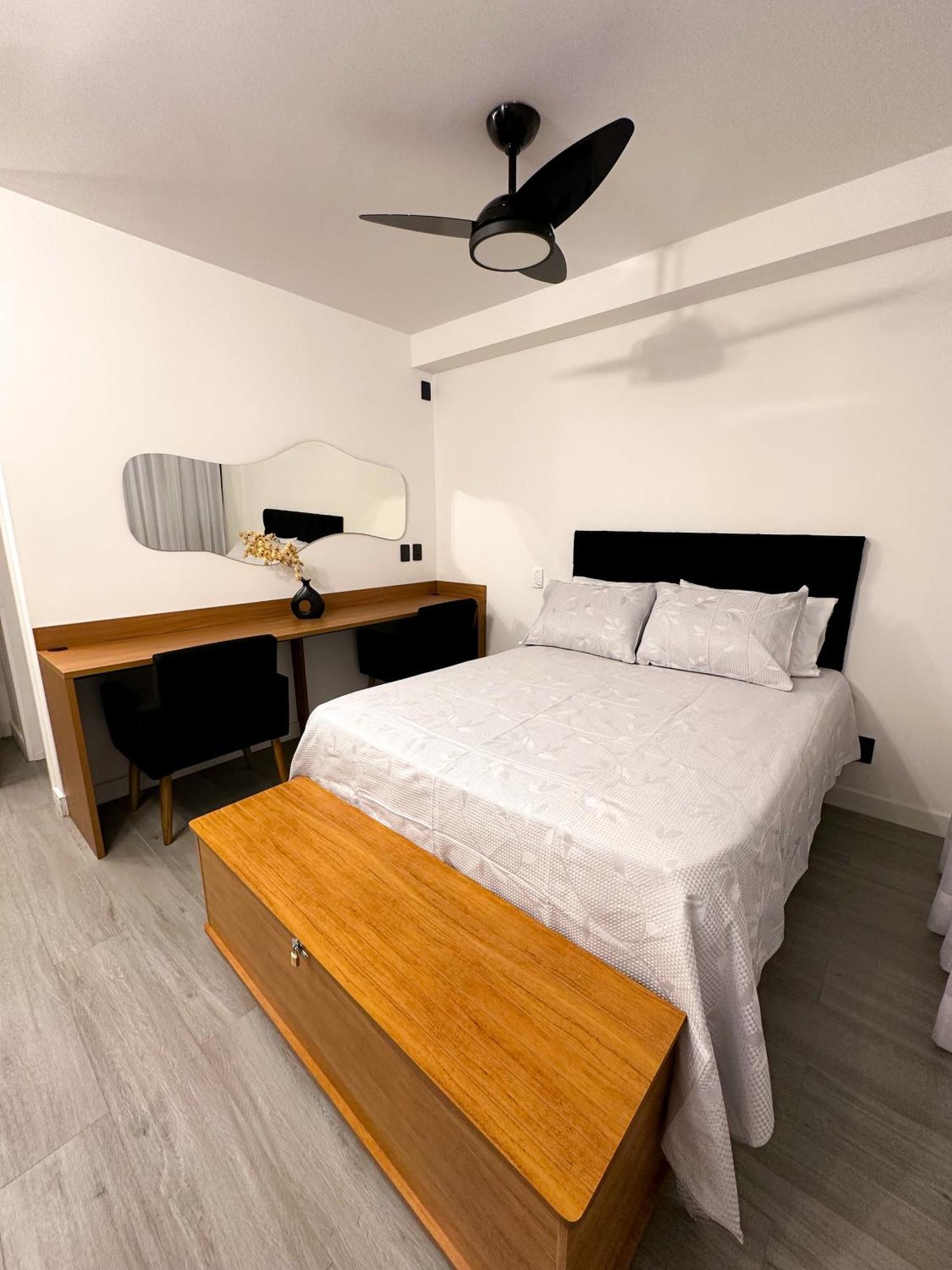 Black One Apto Moderno Luz Apartment *