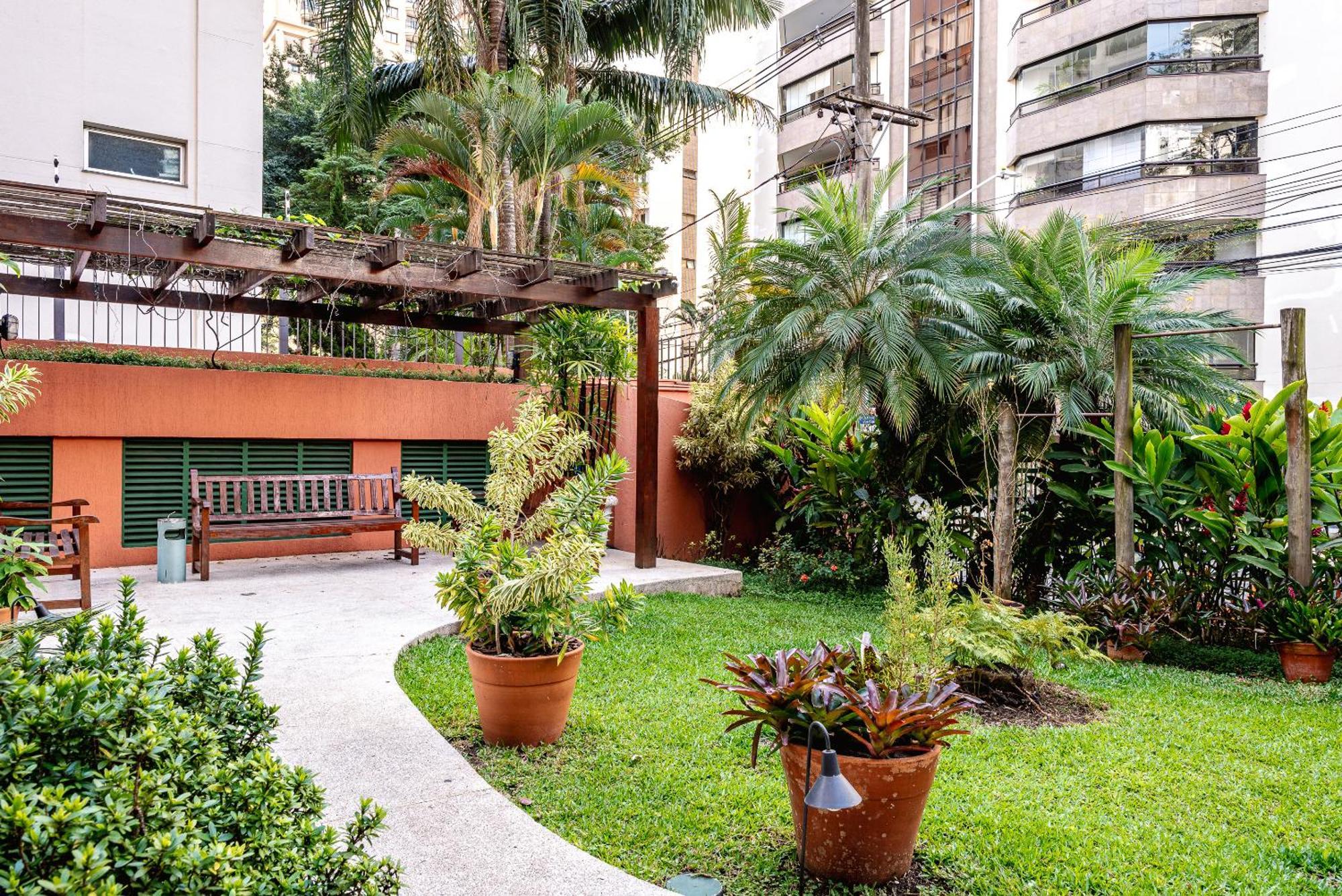 Piscina, Ac, Vaga No Itaim Bibi | Brazilian Corner Apartamento *