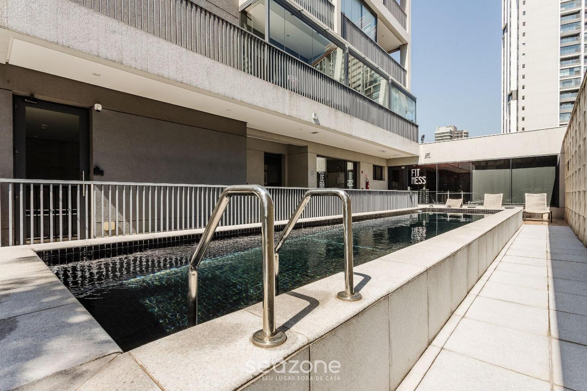 Apartment Em Predio C/ Piscina 150m Do Metro Bss0703 Sao Paulo