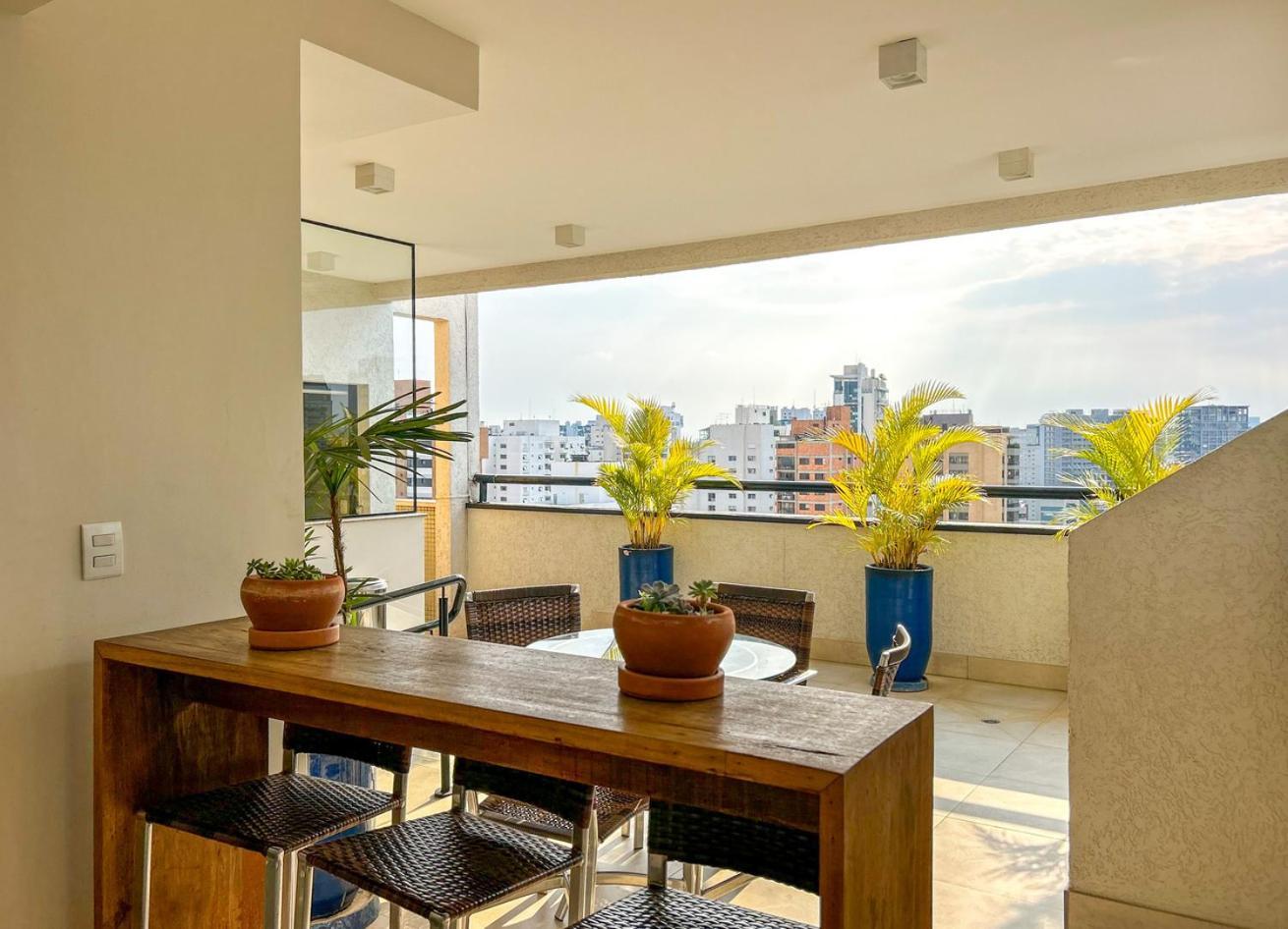 Com Wifi E Boa Localizacao Em Moema Sp Apartamento