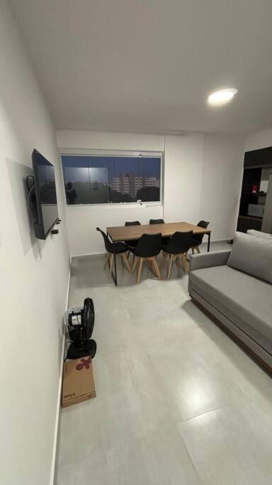Apto De 2 Dorm Em Santana - 4 *