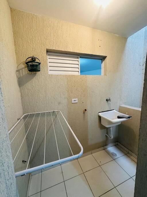 Apartment Apto Espacoso Mobiliado 2 Zn Cod 09