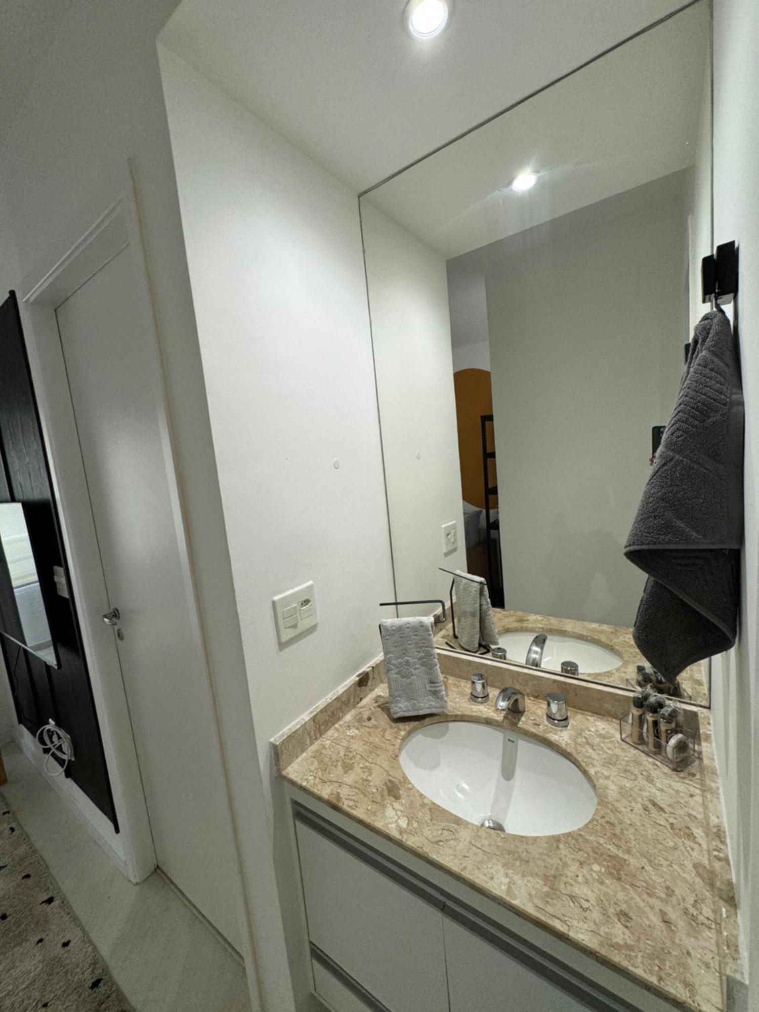 De 50mt, De Um A 5mit Da Avenida Paulista E Metro Frei Caneca Apartamento São Paulo