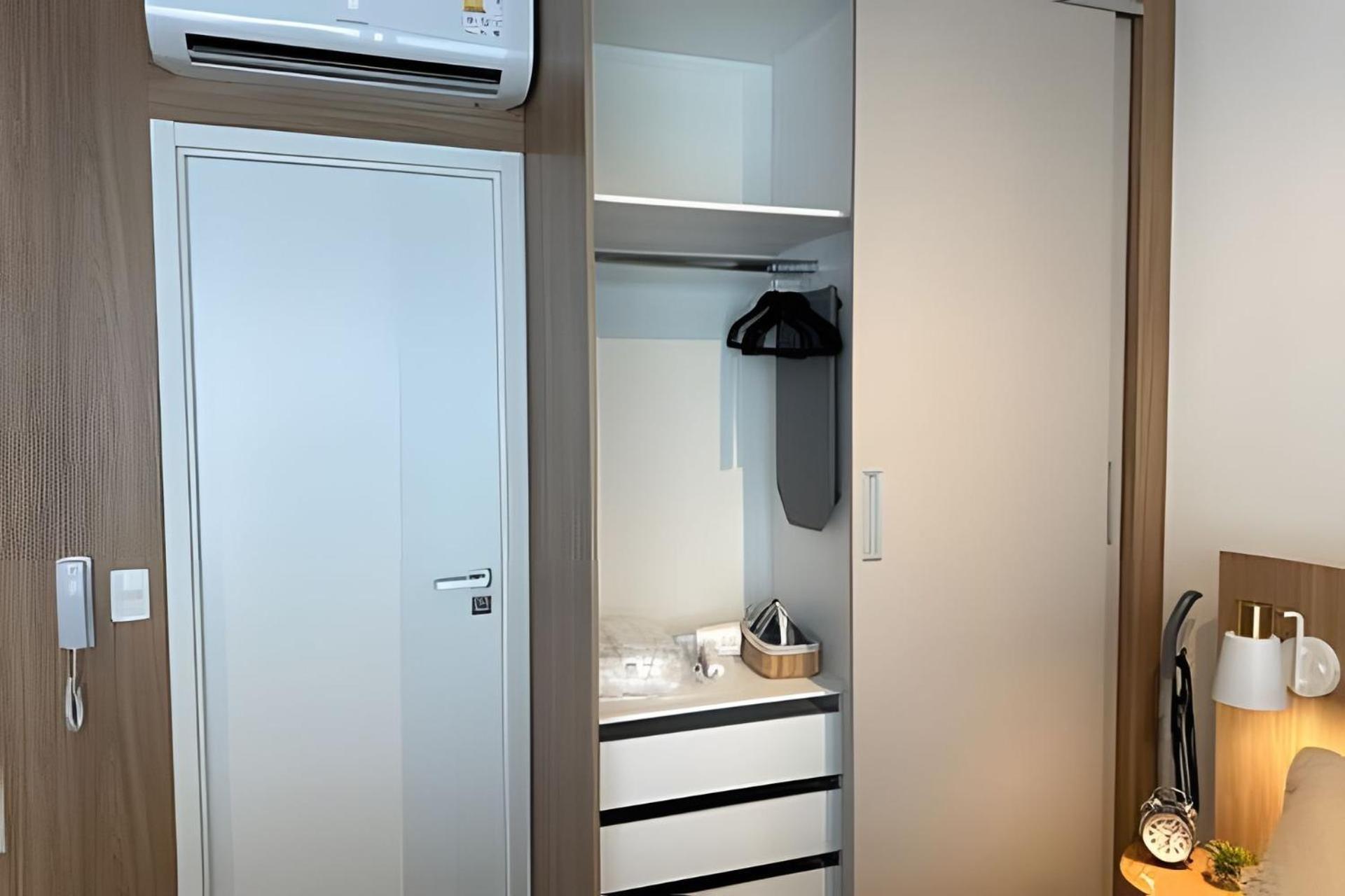 Apartamento Arvo Luxury Reboucas C115 *