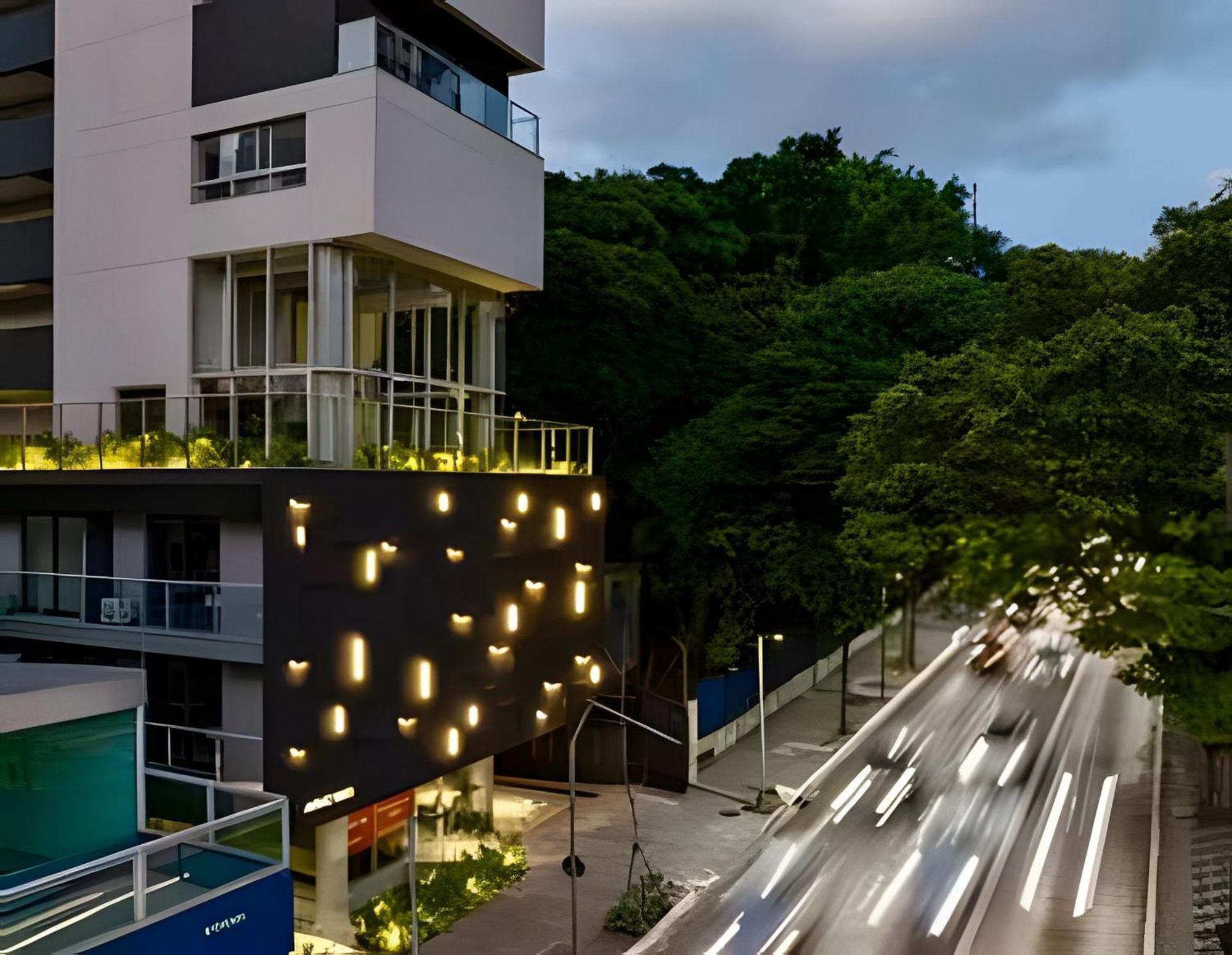Apartamento Arvo Luxury Reboucas C115 *
