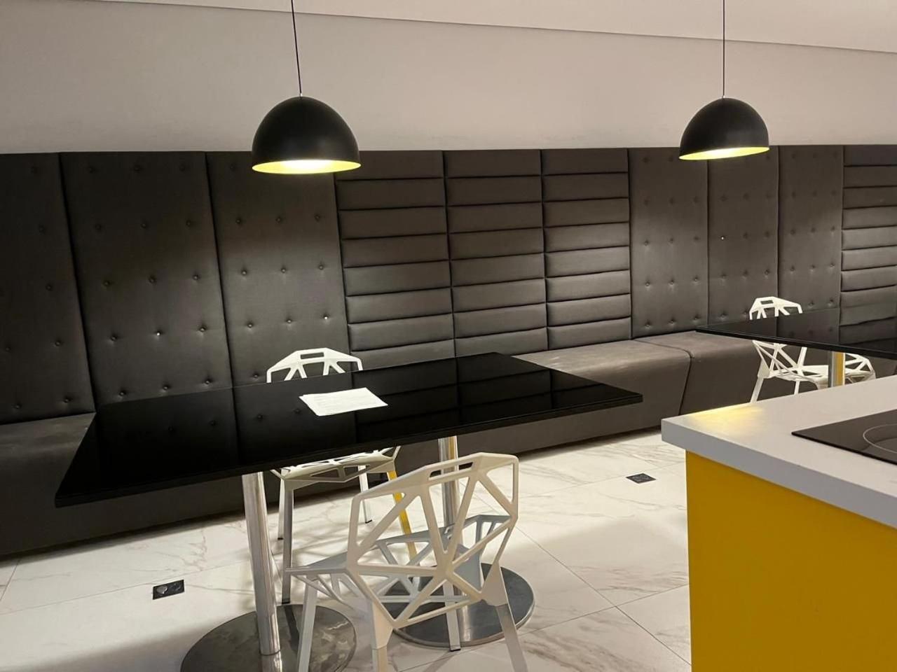 Elegance Carvalho Apartamento *