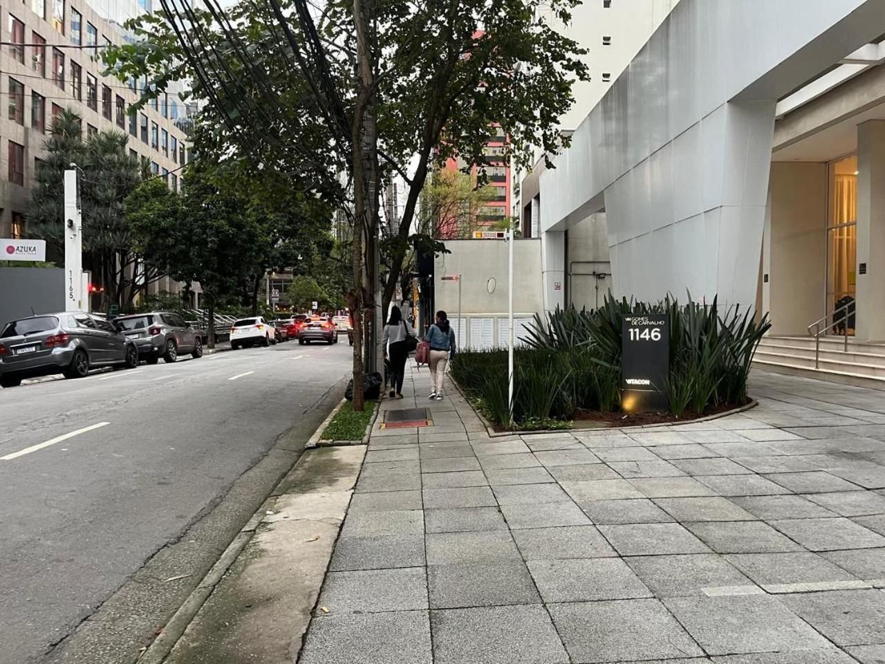 Elegance Carvalho * São Paulo