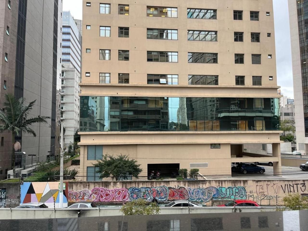 Elegance Carvalho São Paulo