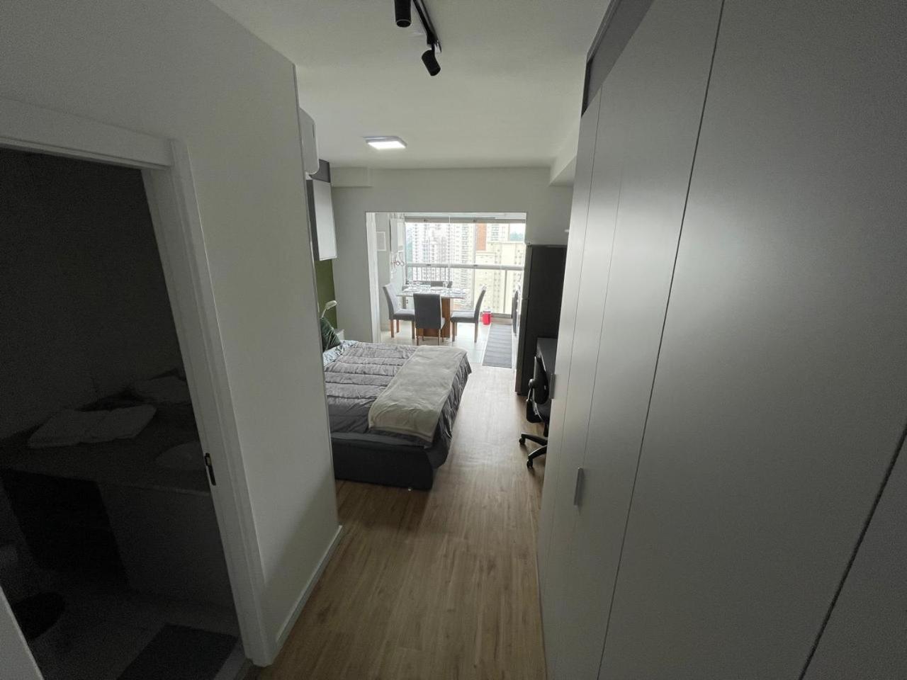 Apartamento Confortavel Com Vaga De Garagem - Airbrooklin