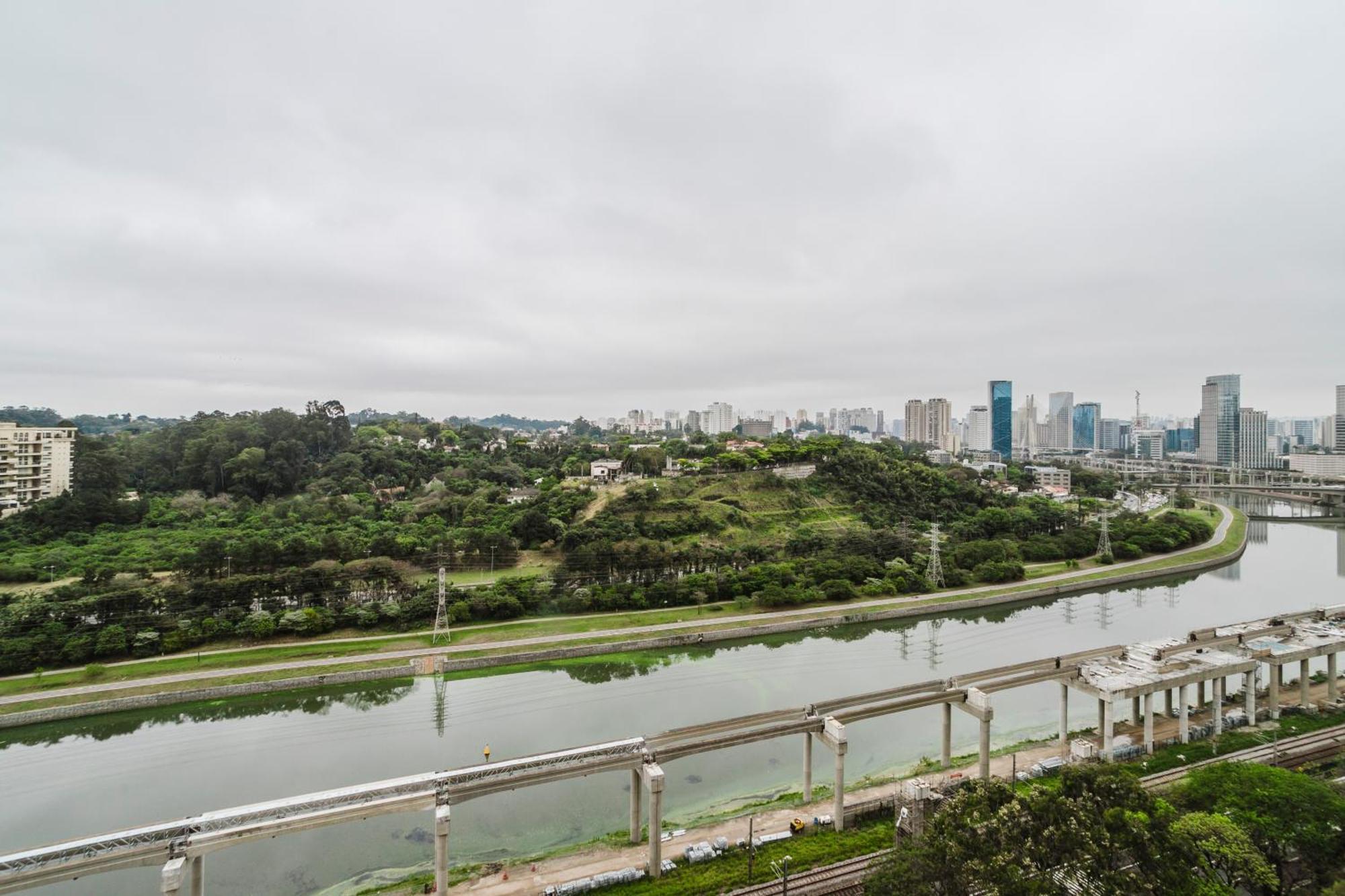 Tabas - De Alto Padrao, No Parque Da