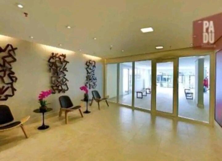 Apartamento 98 Centro Sp Com Garagem, 25 De Marco, Bras São Paulo