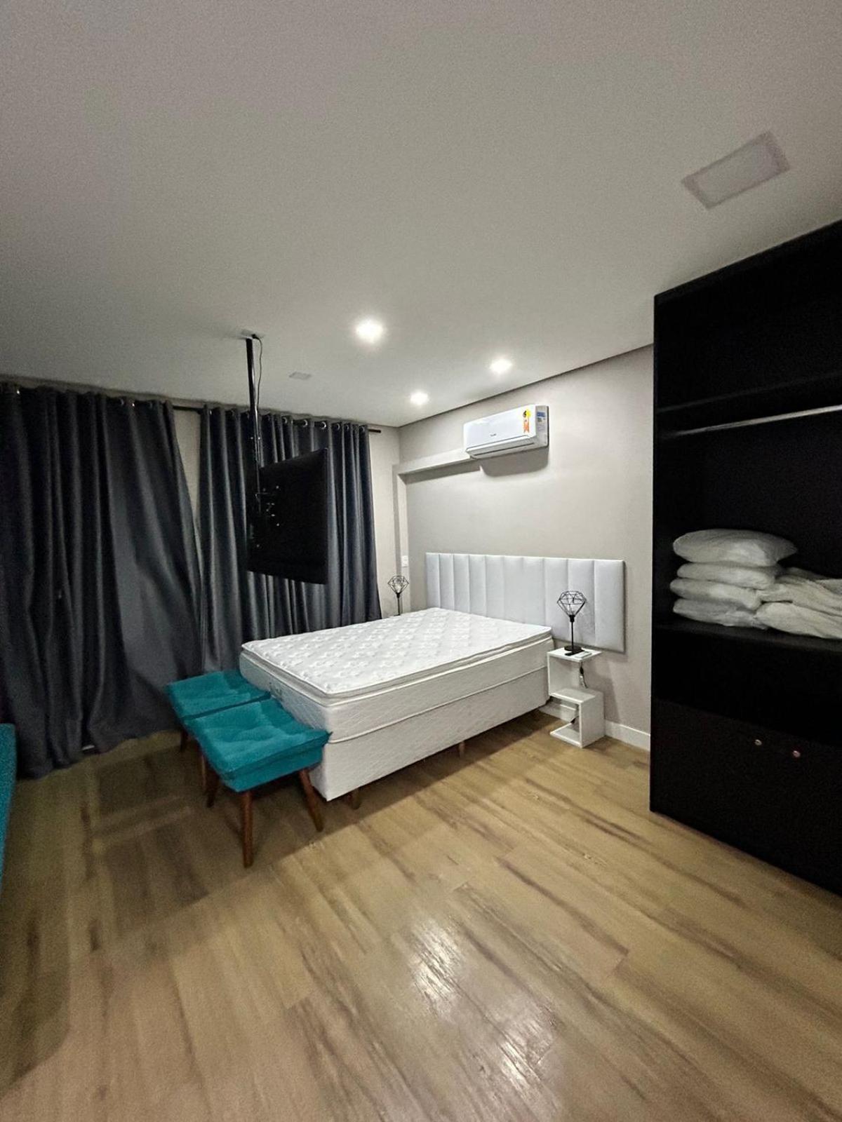 98 Centro Sp Com Garagem, 25 De Marco, Bras Apartamento São Paulo