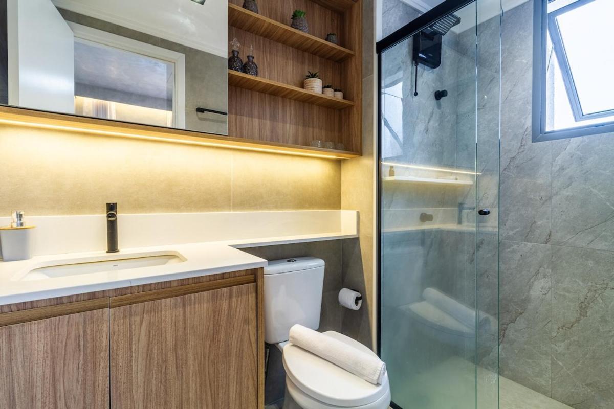 Fl1501 - O Em Pinheiros, Com Ar E Piscina Apartamento *
