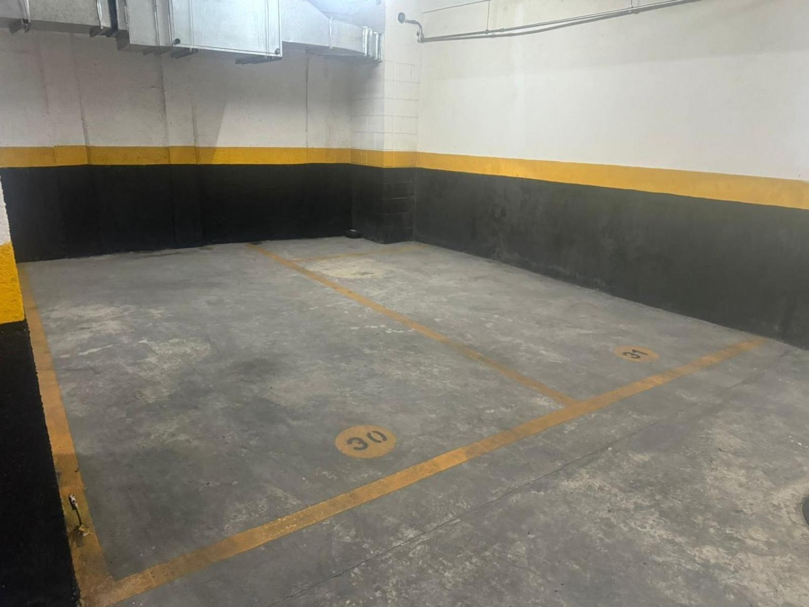 Mooca, Garagem, Piscina,ar Condicionado *