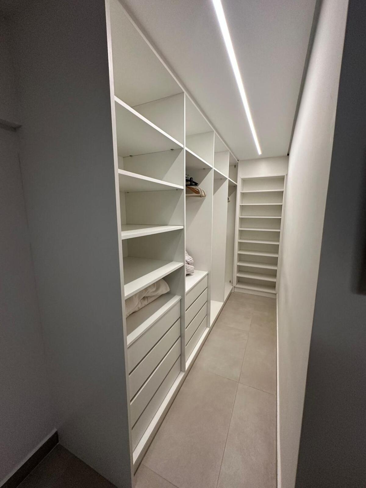 Apartamento Lk906 Apto Com Terraco Privativo E Cozinha Completa *