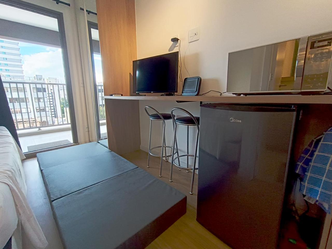 Apartamento Metro Paraiso Ou Ana Rosa Com Piscina, Academia E Cowork Ate 3 Pessoas Com Maleiro E Sala De Espera São Paulo
