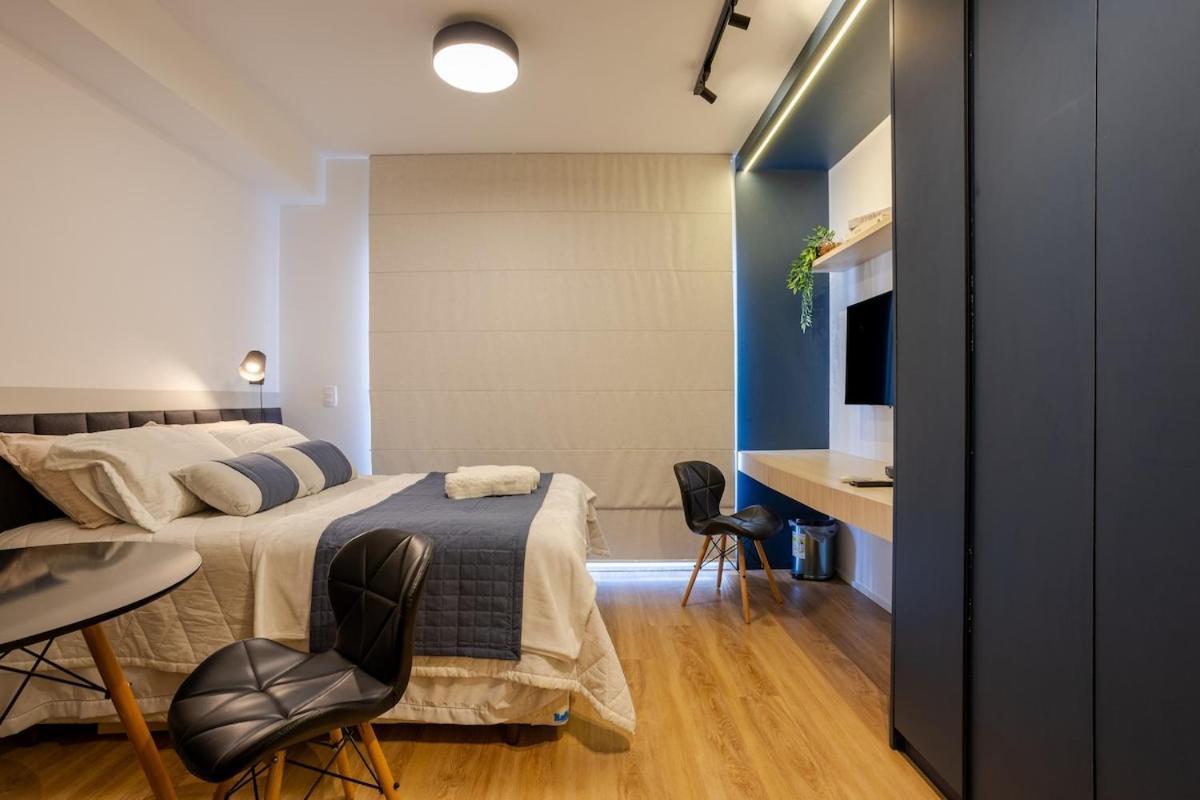 Com Varanda Prox. Av. Paulista Apartamento