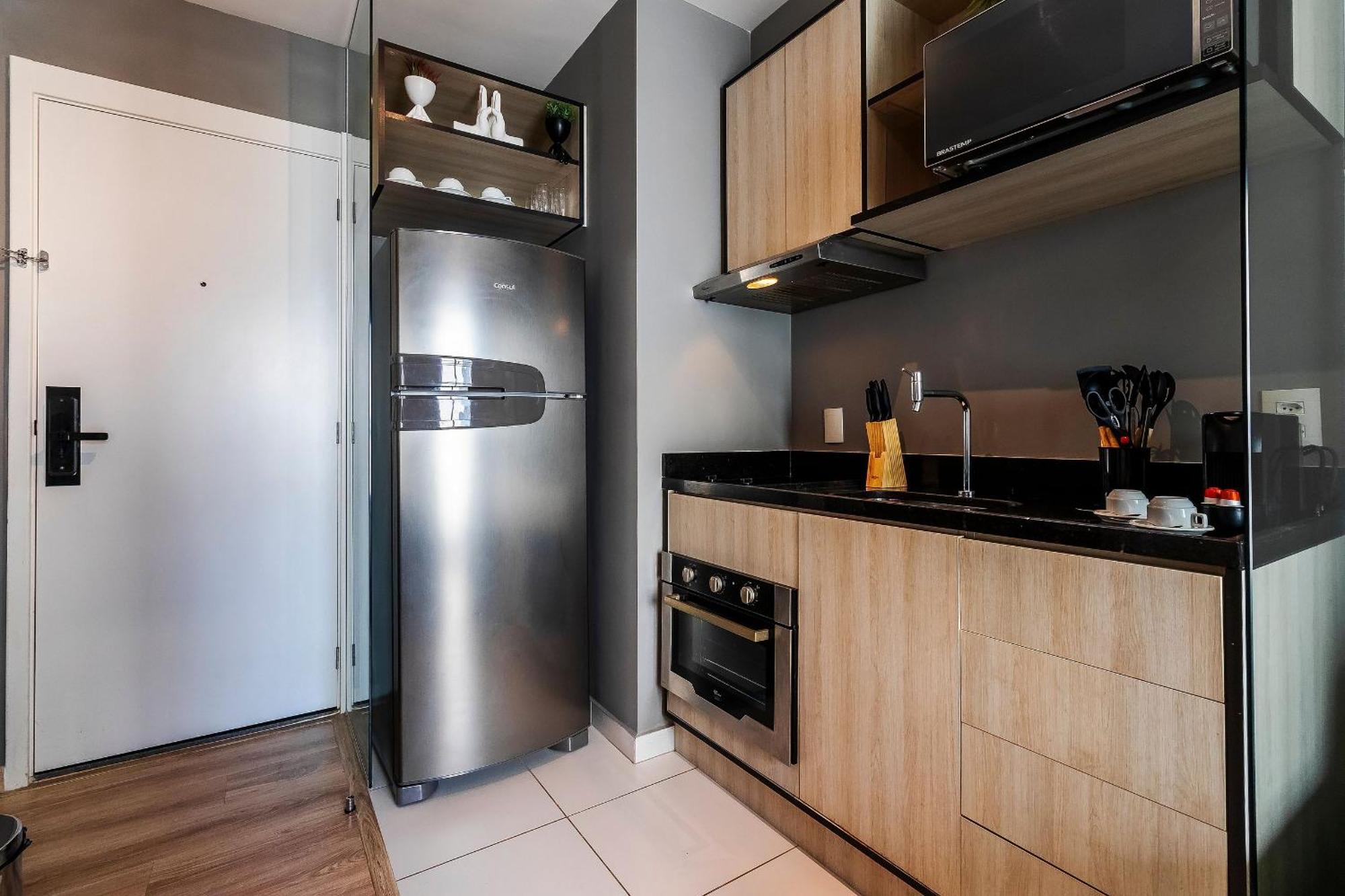 Living For Consolacao By Easyrent Apartment