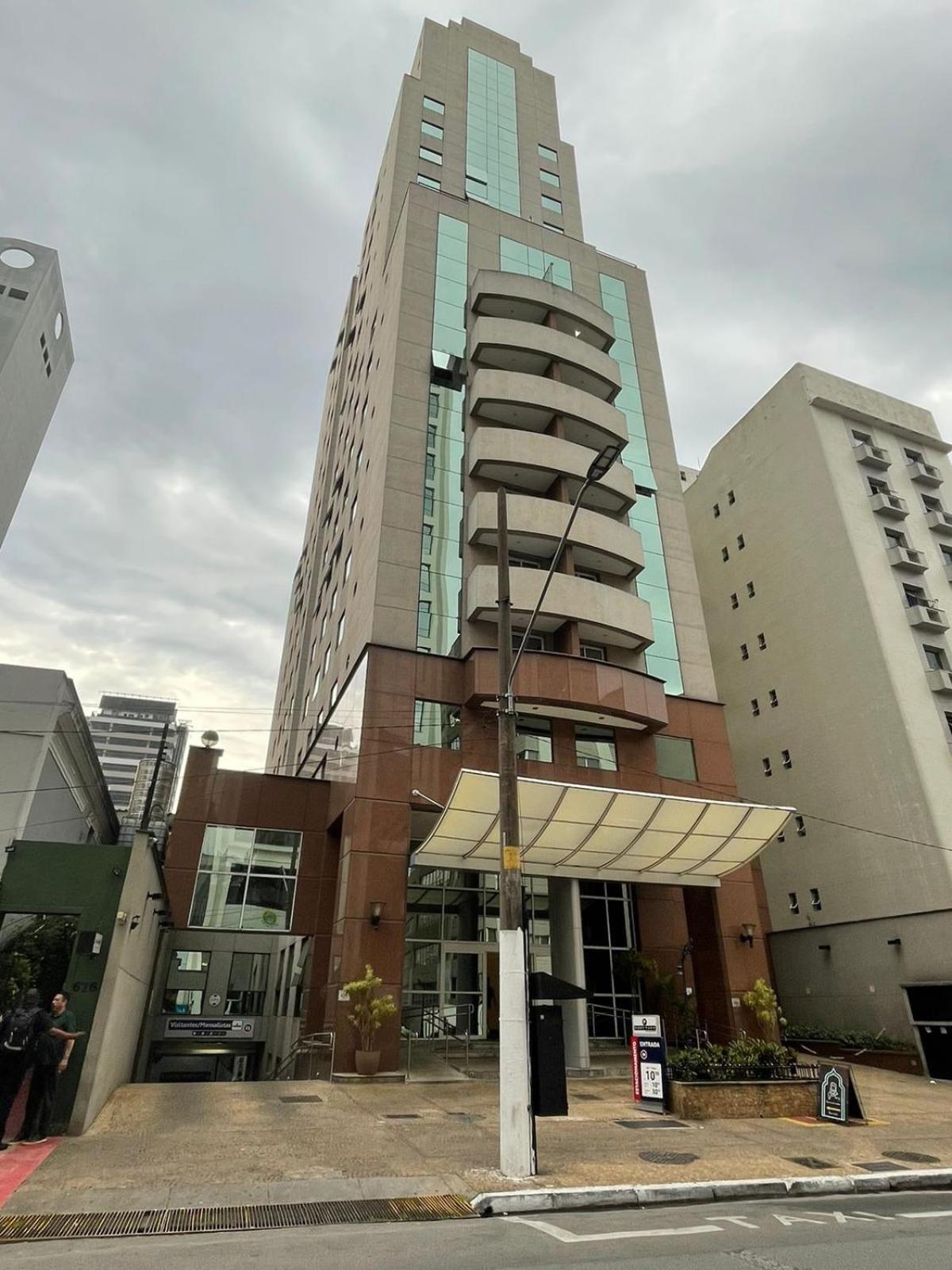 Flat Show 600m Av Paulista, Piscina, 1carro, Acad. Apartment *