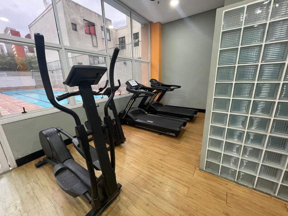 Flat Show 600m Av Paulista, Piscina, 1carro, Acad. *