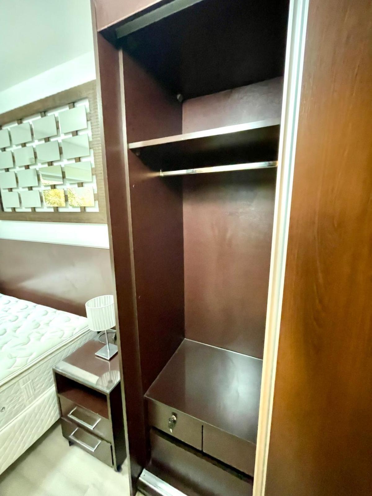Flat Show 600m Av Paulista, Piscina, 1carro, Acad. Apartment *